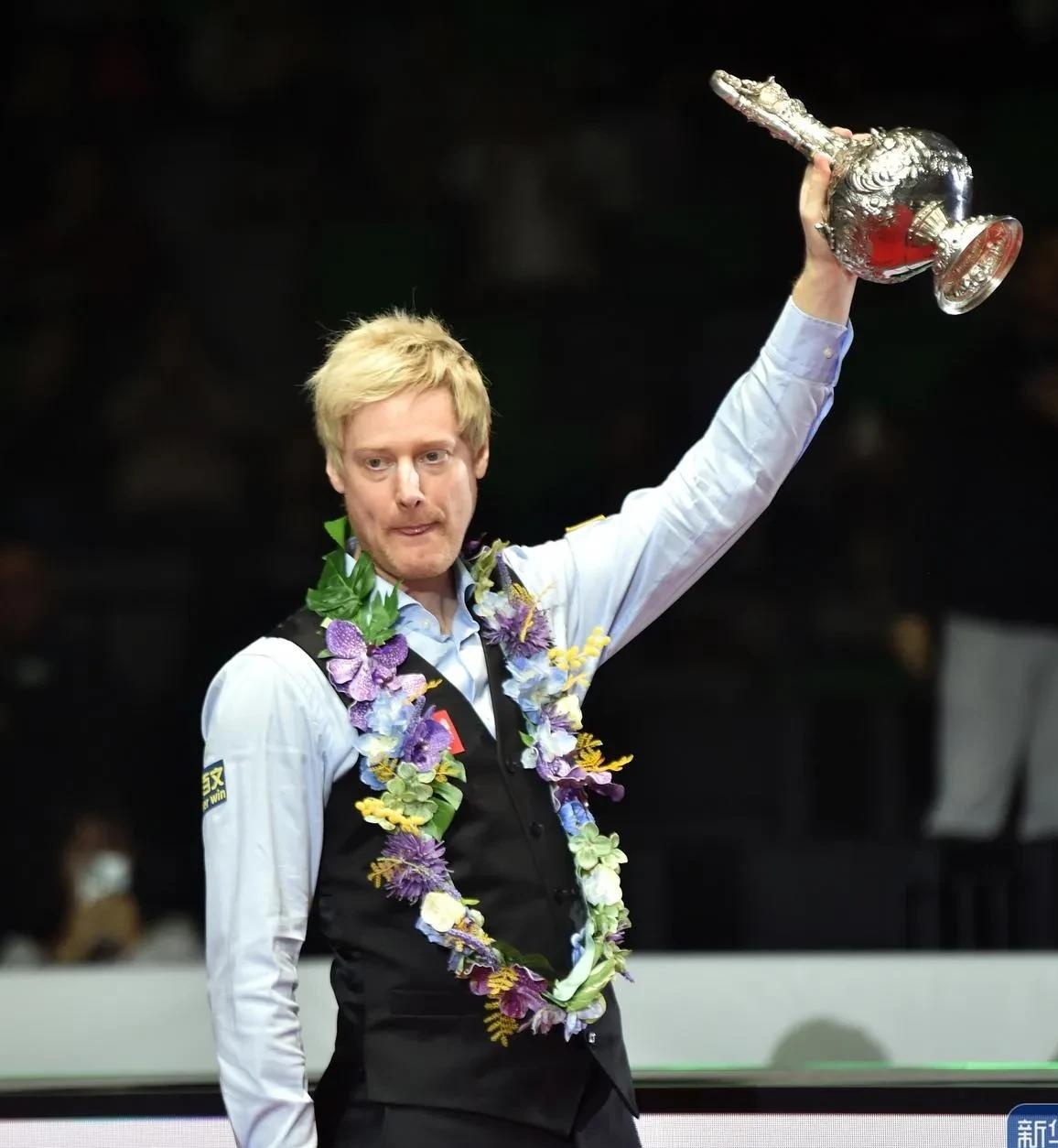 虽然他在洛 虽然他在洛