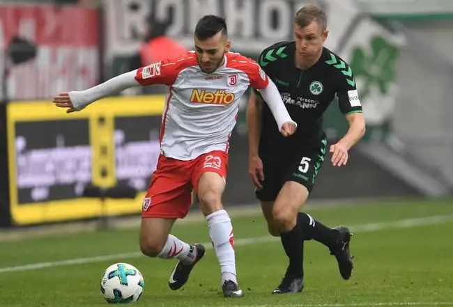 比赛并非单 比赛并非单