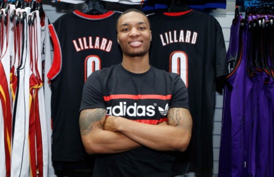 并以数据驱 并以数据驱