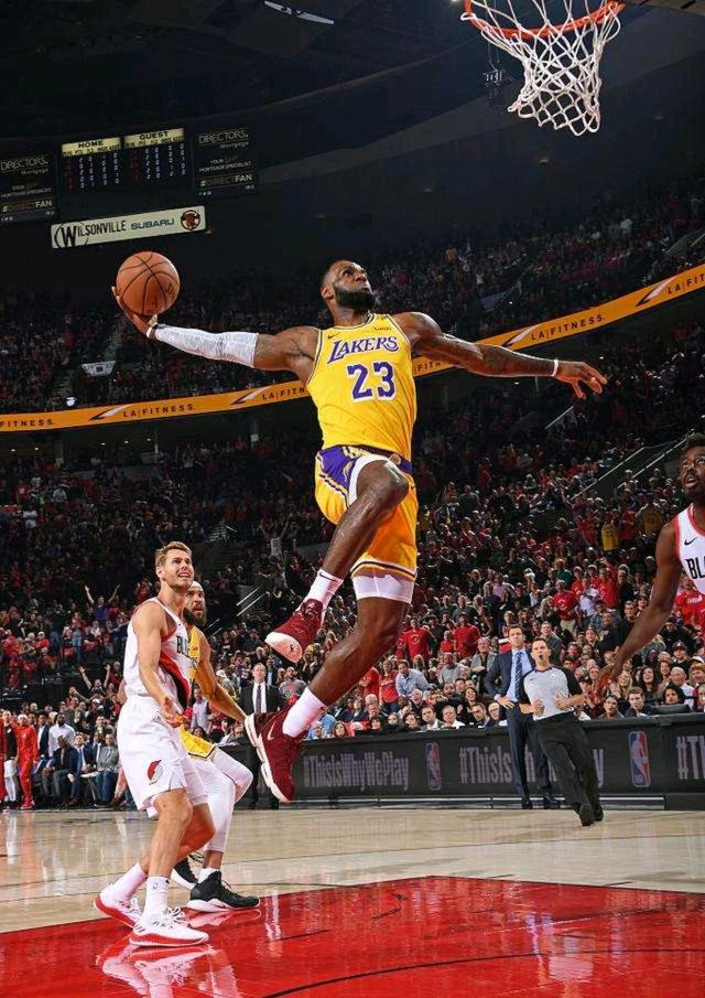 [天下足球]C罗倒钩破门领衔一周十佳进球